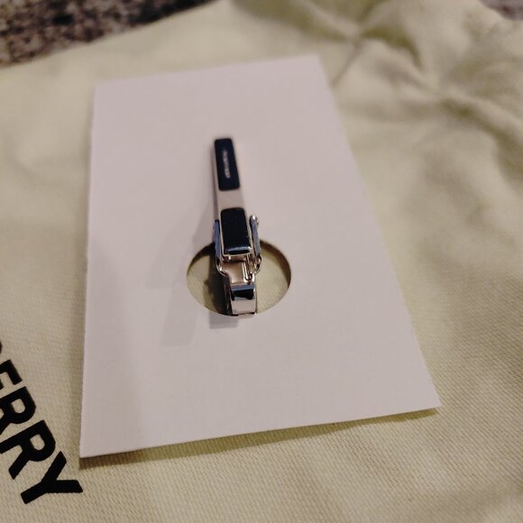 Burberry Tie Clip, metal, silver-tone, comes with baggie as pictured. - Picture 4 of 16